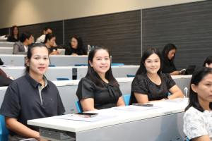 โครงการพัฒนาศักยภาพครูประจำการและครูพี่เลี้ยงให้มีคุณลักษณะของ Strong Teacher